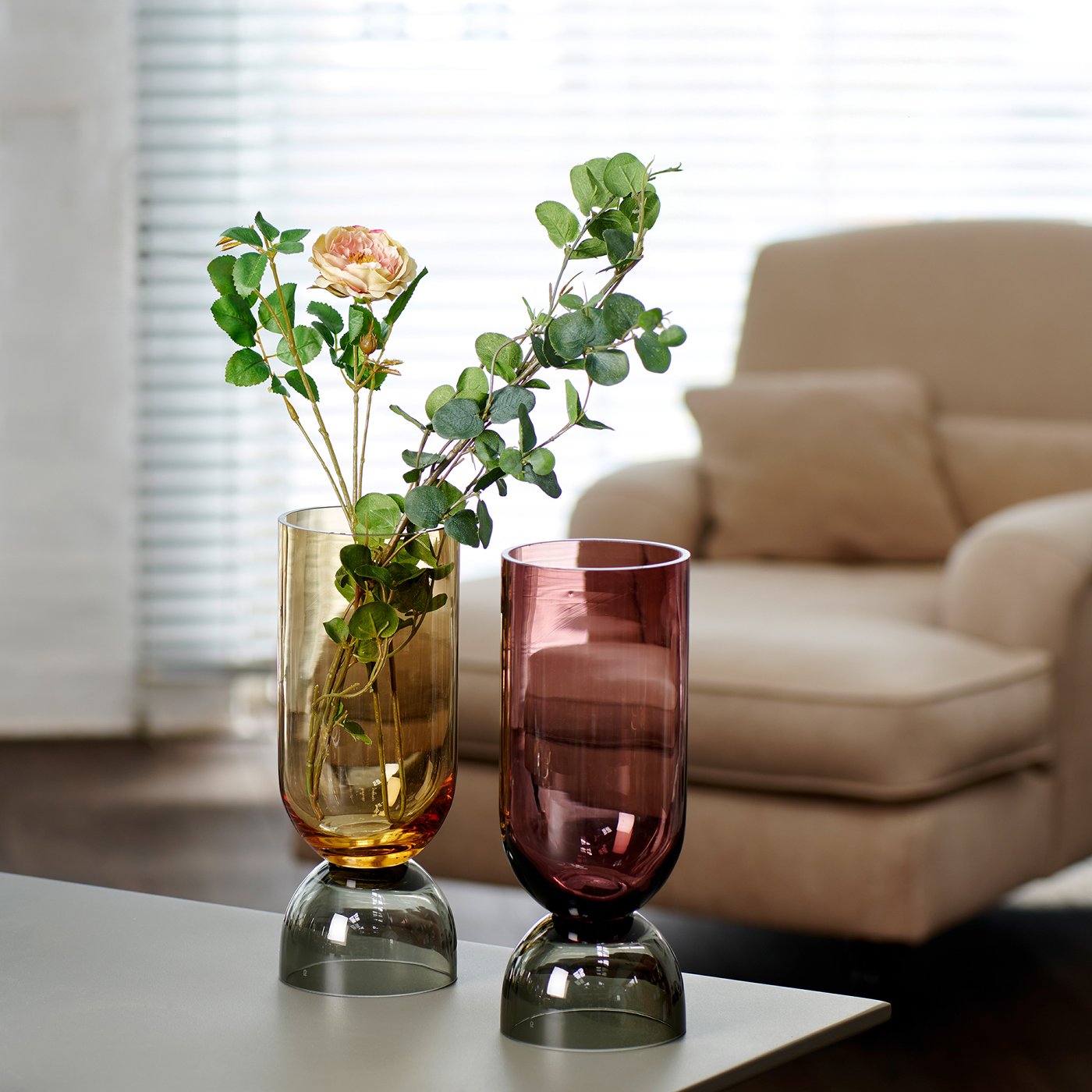 Vasari Vase berry/ grau