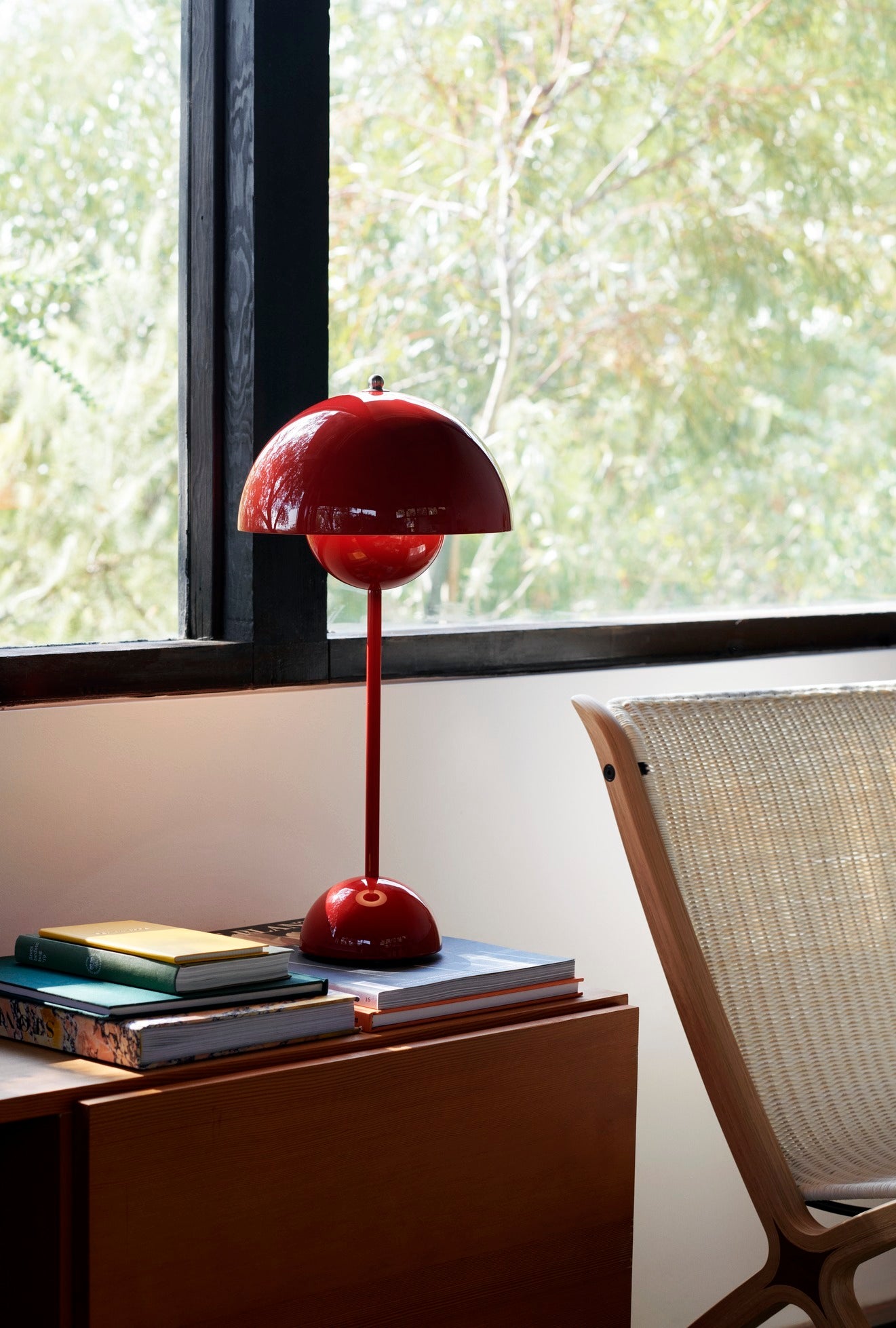 Flowerpot VP3 vermilion red