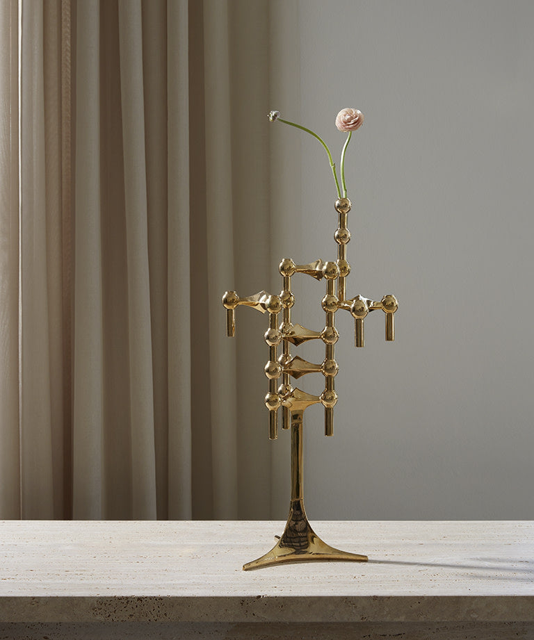 Stoff Nagel Vase